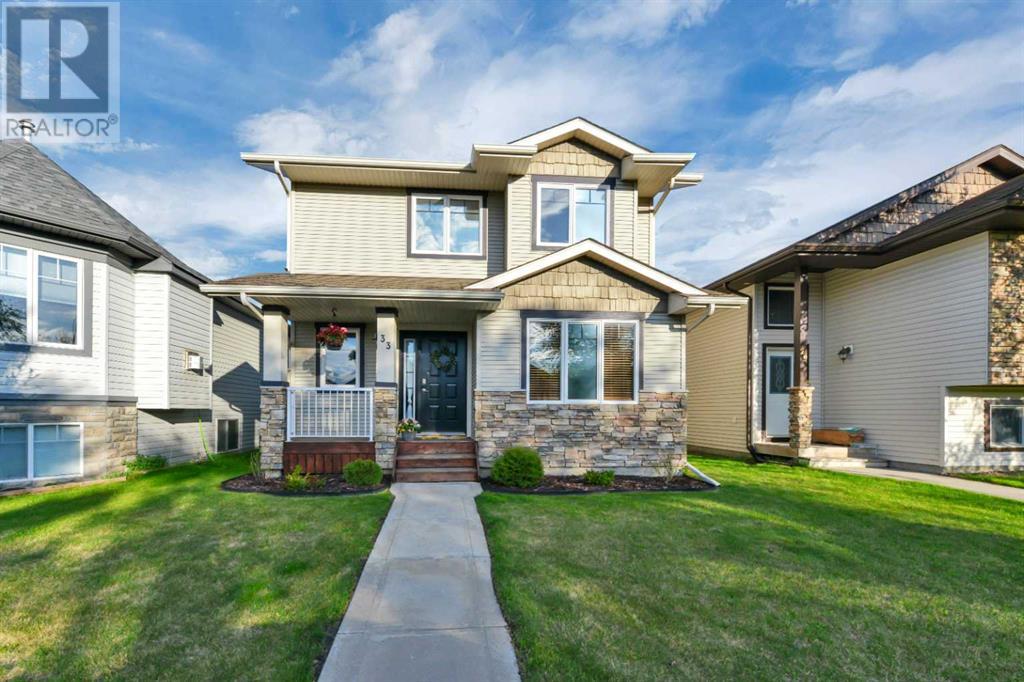 33 White Avenue, Red Deer, Alberta  T4N 7E5 - Photo 1 - A2223398