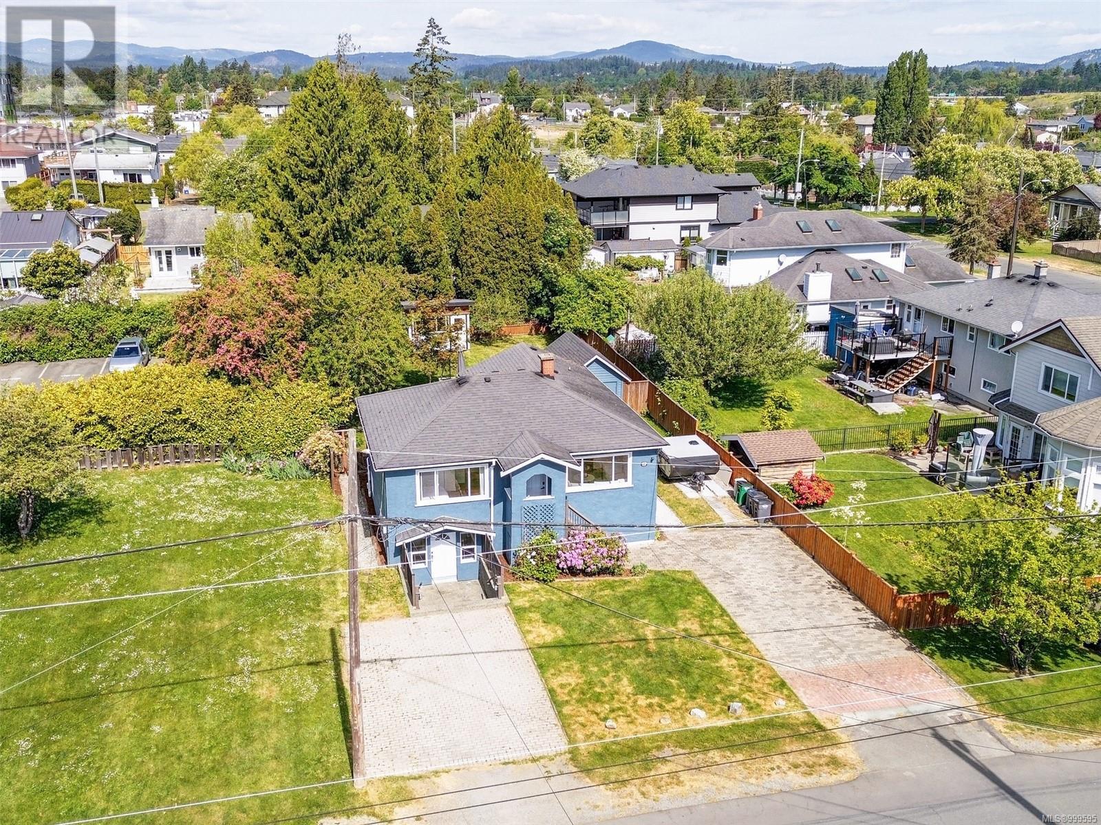 2962 Millgrove St, Saanich, British Columbia  V9A 1X3 - Photo 27 - 999595