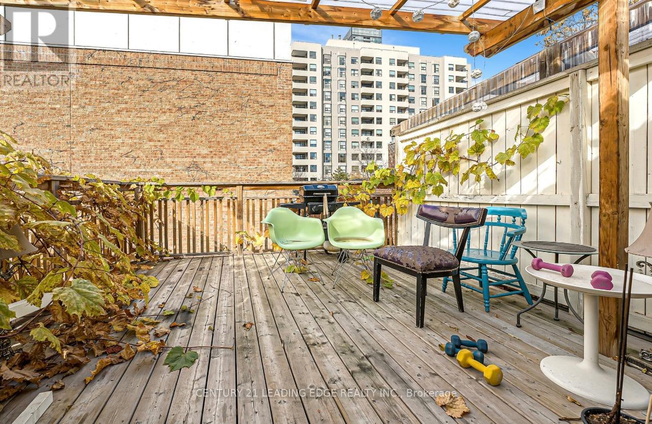 2 Monteith Street, Toronto, Ontario  M4Y 1K7 - Photo 14 - C12164108