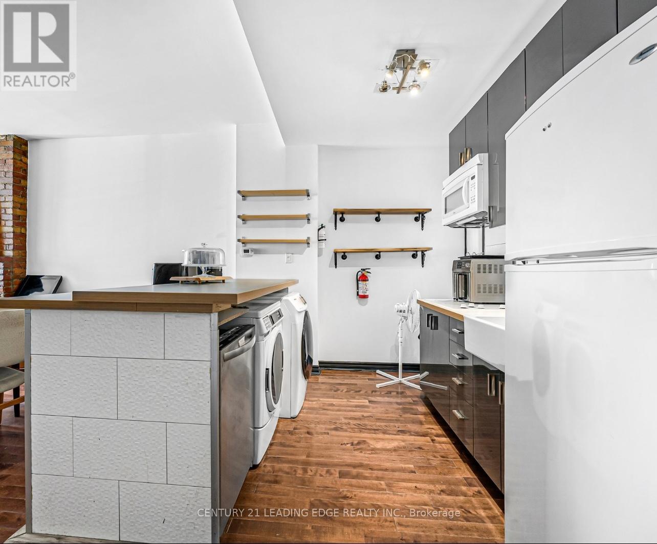 2 Monteith Street, Toronto, Ontario  M4Y 1K7 - Photo 2 - C12164108