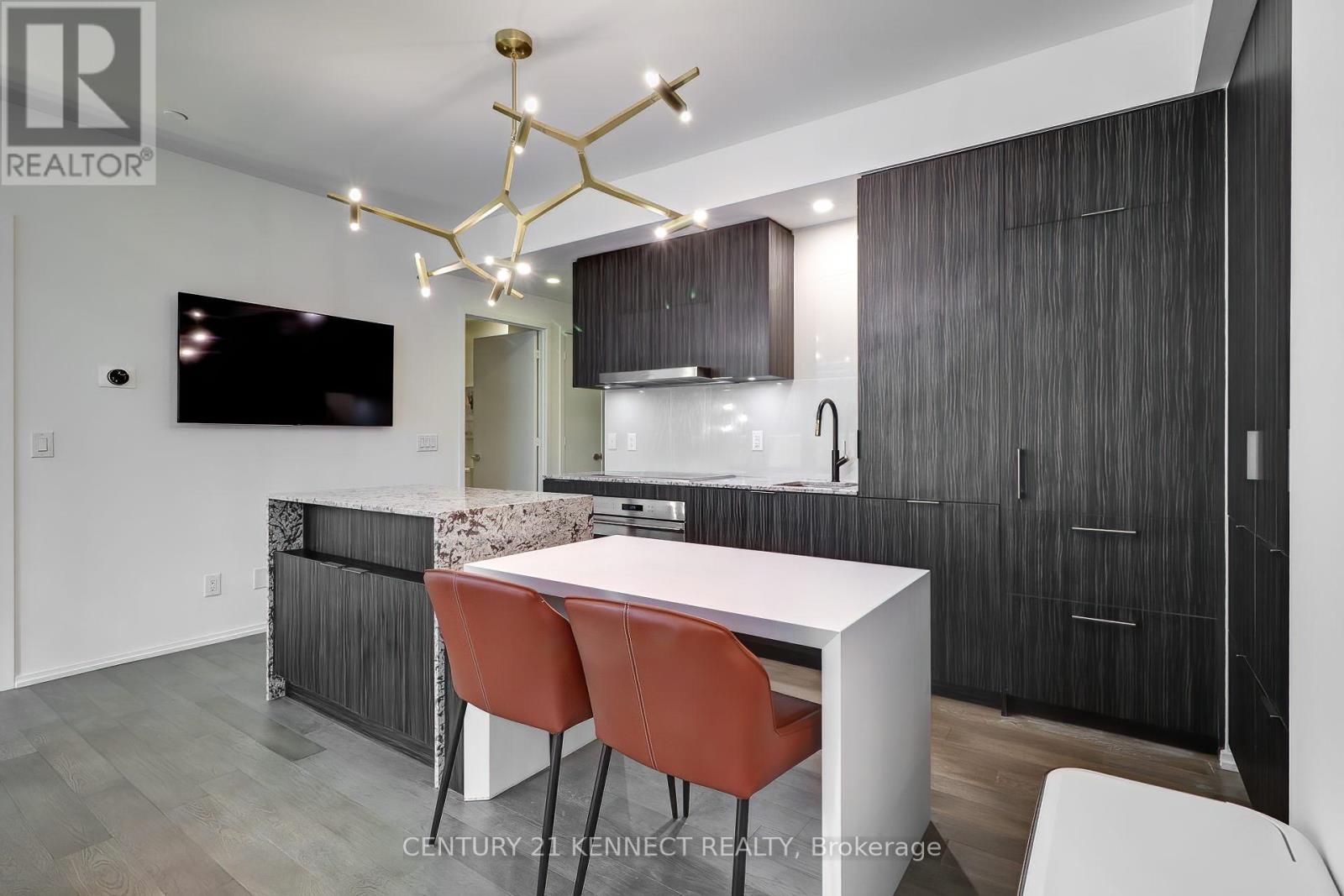 526 - 1 Bloor Street E, Toronto, Ontario  M4W 0A8 - Photo 13 - C12164137