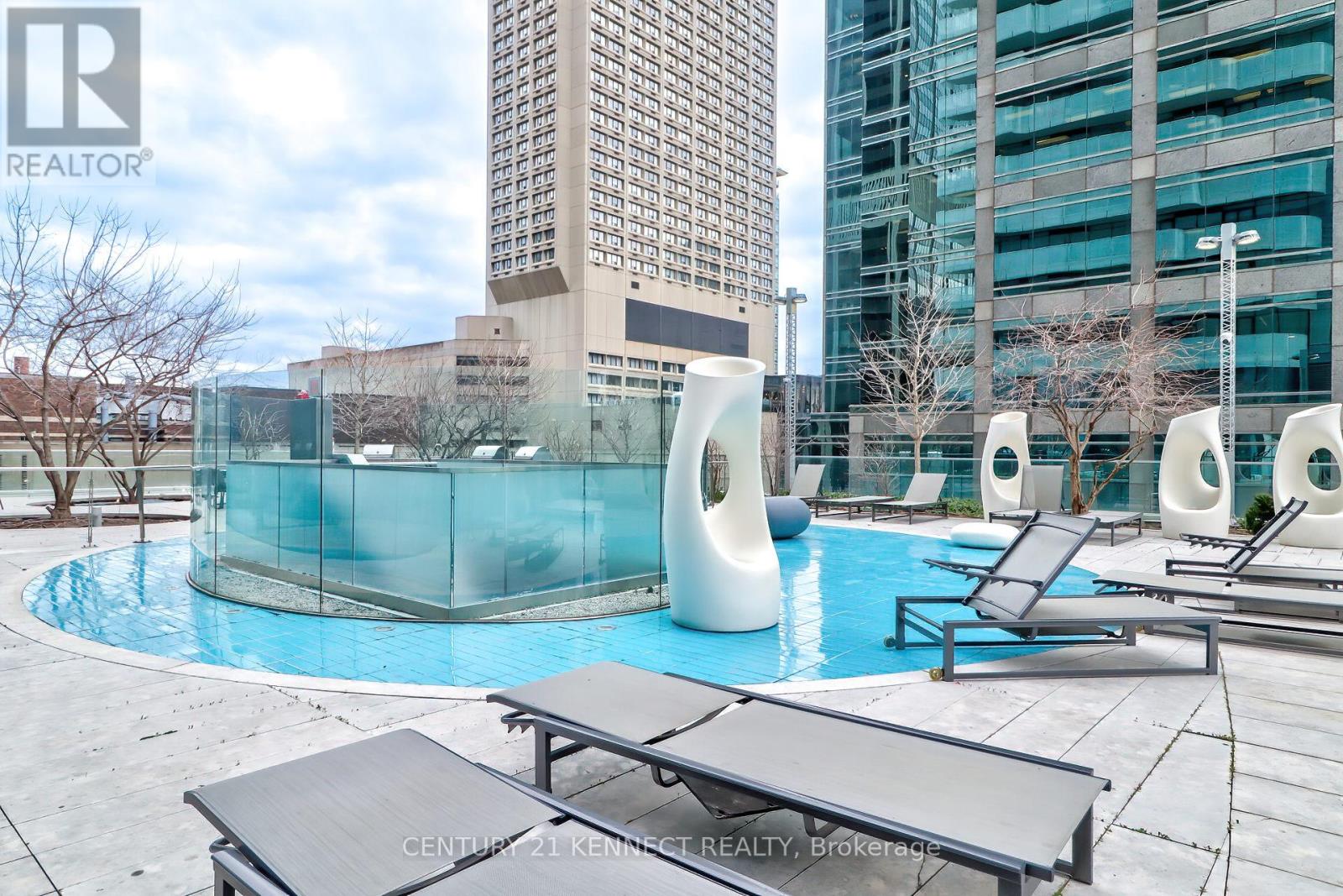 526 - 1 Bloor Street E, Toronto, Ontario  M4W 0A8 - Photo 26 - C12164137