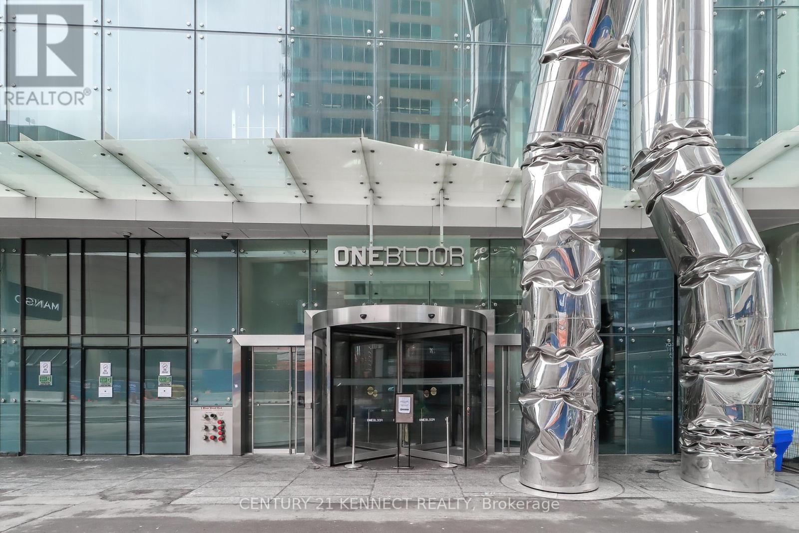 526 - 1 Bloor Street E, Toronto, Ontario  M4W 0A8 - Photo 3 - C12164137