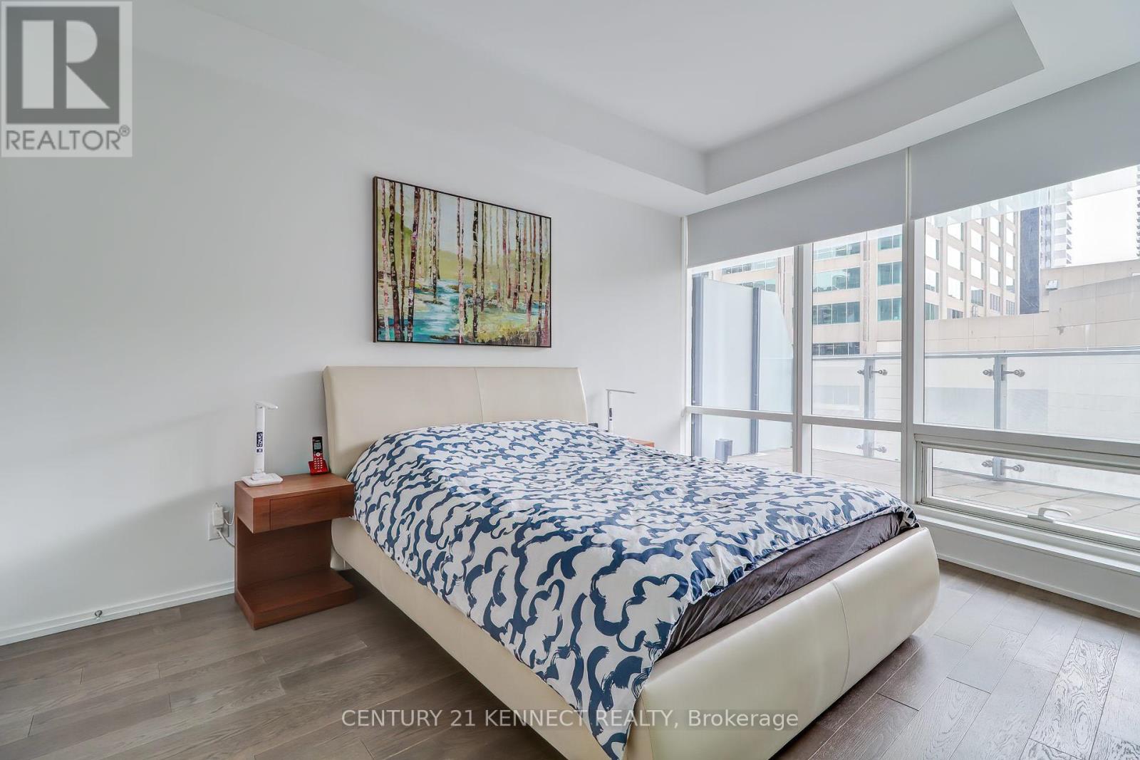 526 - 1 Bloor Street E, Toronto, Ontario  M4W 0A8 - Photo 9 - C12164137