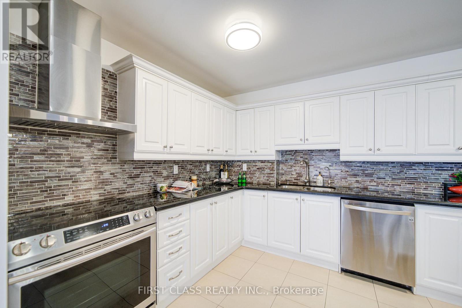 138 - 25 Bamburgh Circle, Toronto, Ontario  M1W 3W2 - Photo 11 - E12164120