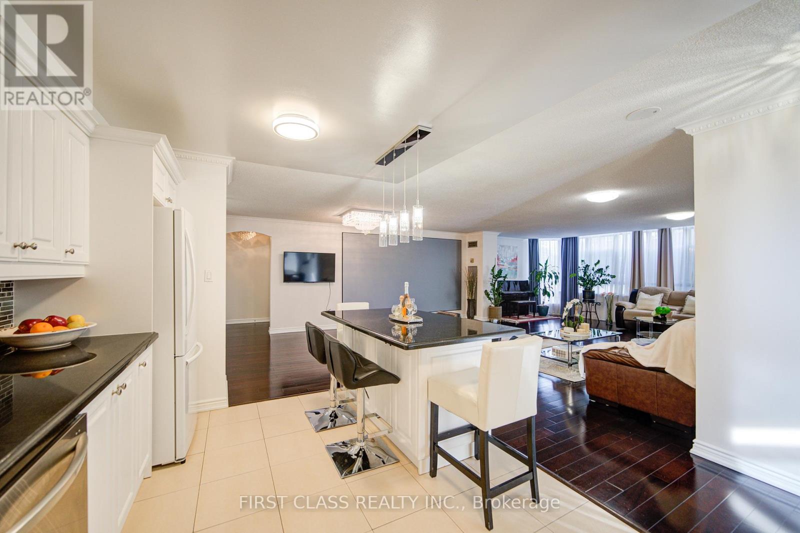 138 - 25 Bamburgh Circle, Toronto, Ontario  M1W 3W2 - Photo 13 - E12164120