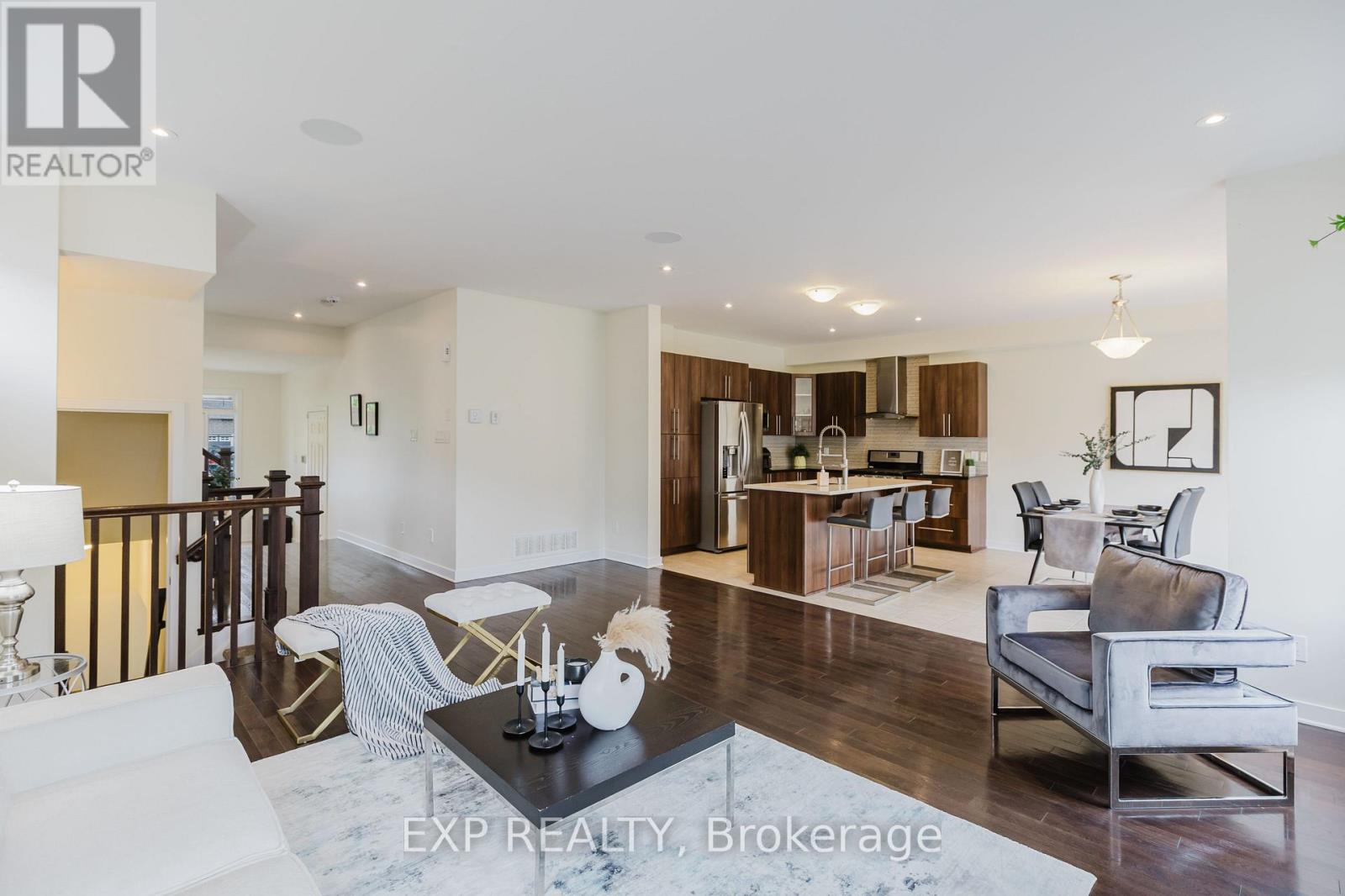 301 Brettonwood Ridge, Ottawa, Ontario  K2T 0H8 - Photo 11 - X12161513