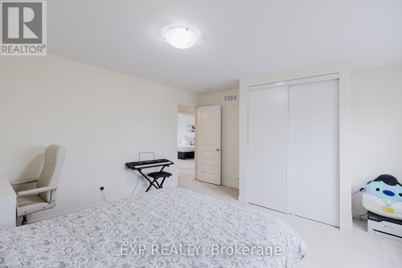 301 Brettonwood Ridge, Ottawa, Ontario  K2T 0H8 - Photo 27 - X12161513
