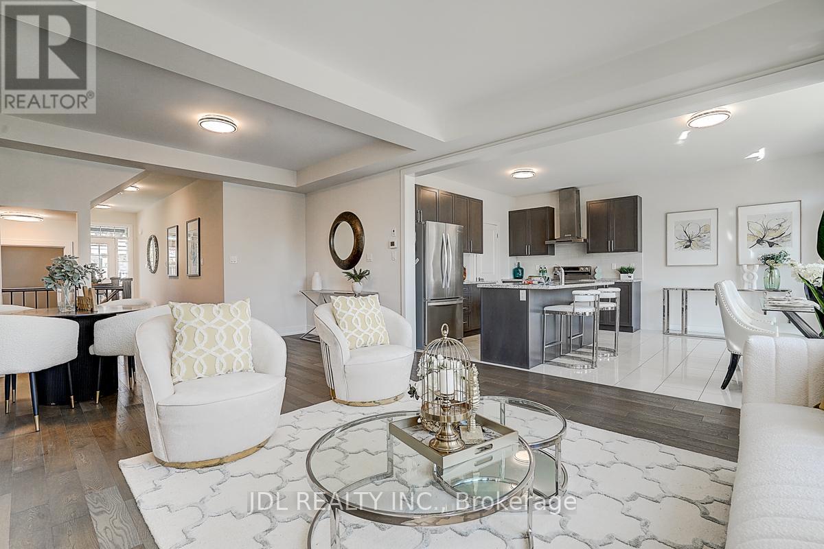 Property at 57 BLAZING STAR STREET image 4
