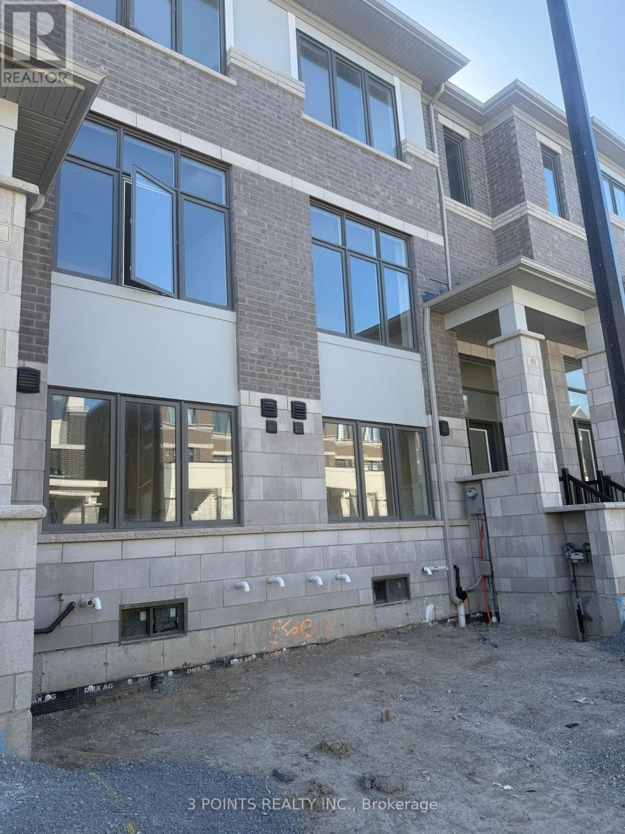 40 Millman Lane, Richmond Hill, Ontario  L4S 0P8 - Photo 2 - N11917511
