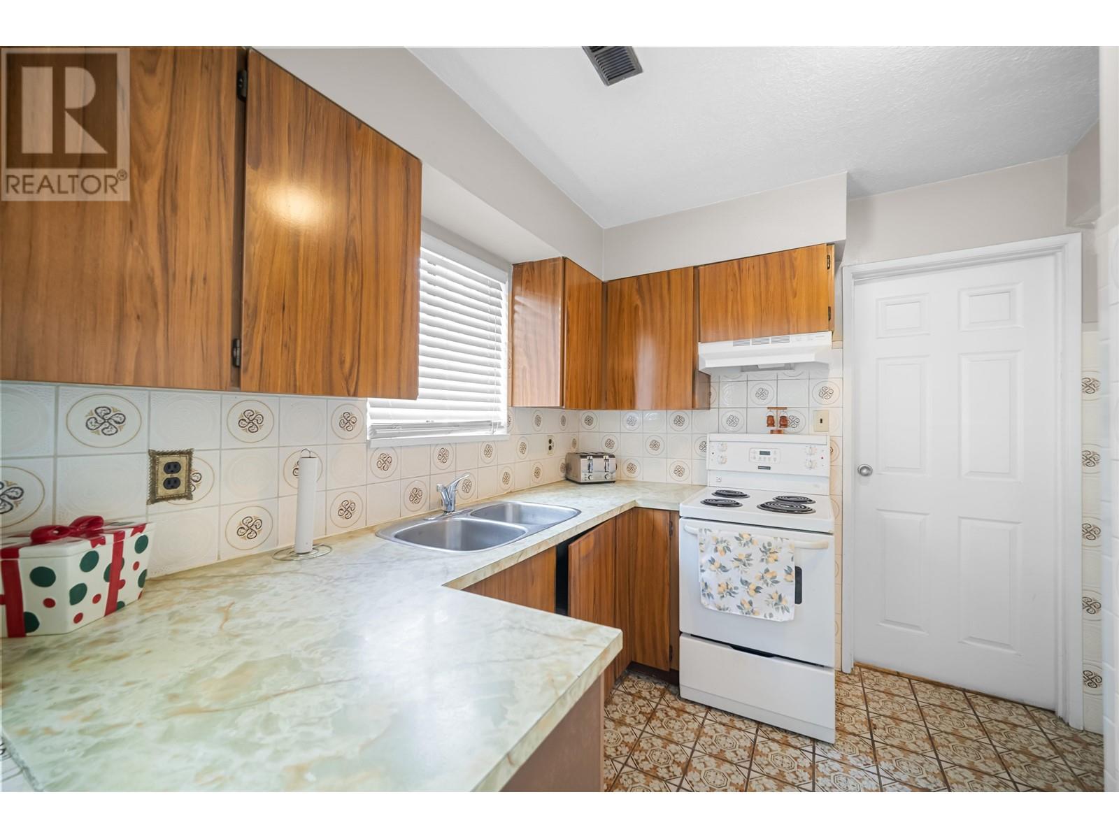 3120 Parker Street, Vancouver, British Columbia  V5K 2V5 - Photo 16 - R3005537