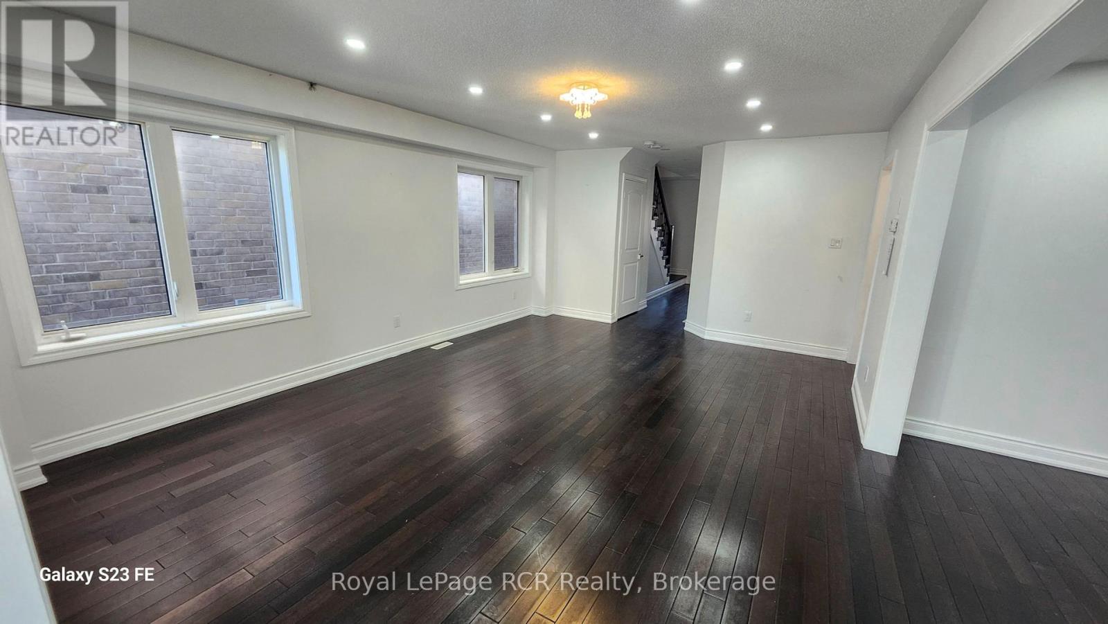 338 Van Dusen Avenue, Southgate, Ontario  N0C 1B0 - Photo 5 - X12160472