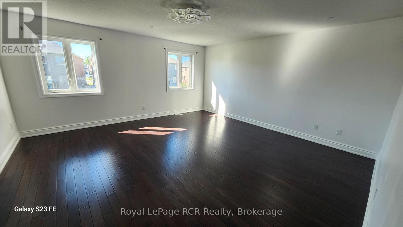 338 Van Dusen Avenue, Southgate, Ontario  N0C 1B0 - Photo 8 - X12160472