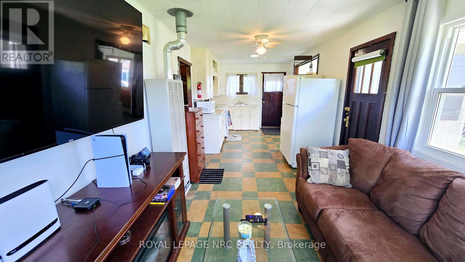 11170 Churchill Avenue, Wainfleet (Lakeshore), Ontario  L3K 5V4 - Photo 8 - X12164167