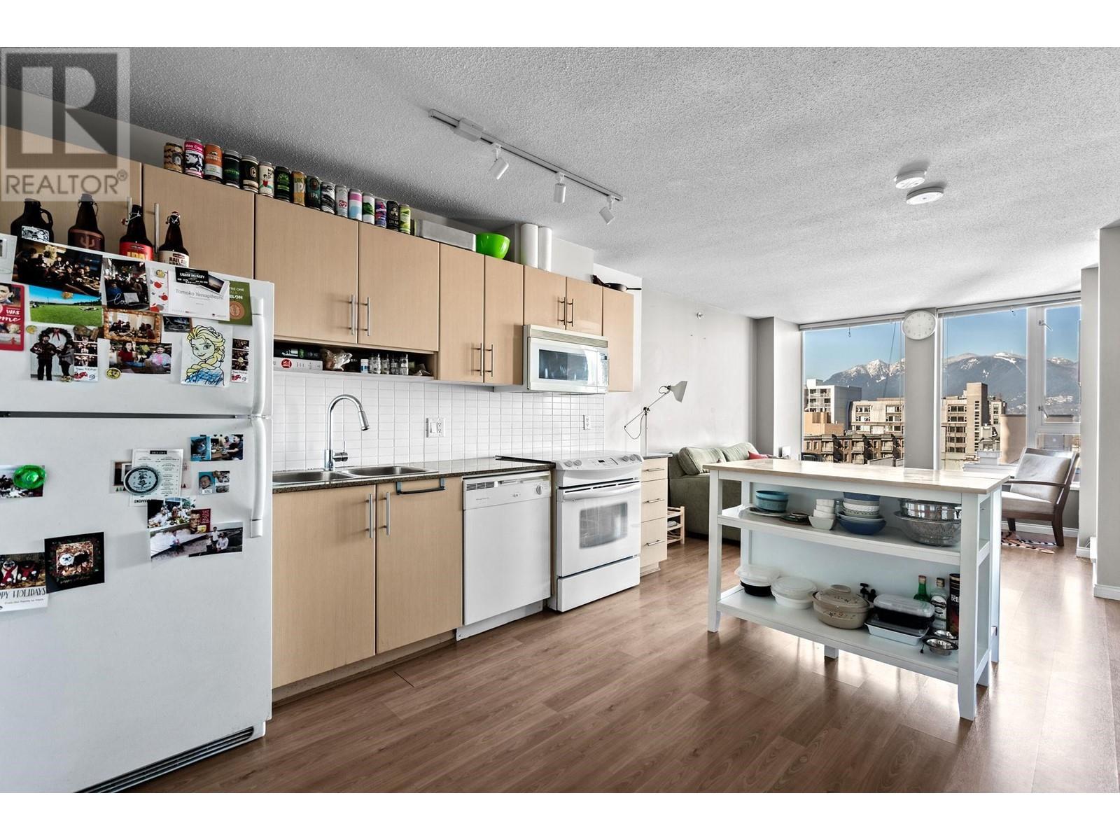 1005 550 Taylor Street, Vancouver, British Columbia  V6B 1R1 - Photo 1 - R3005754
