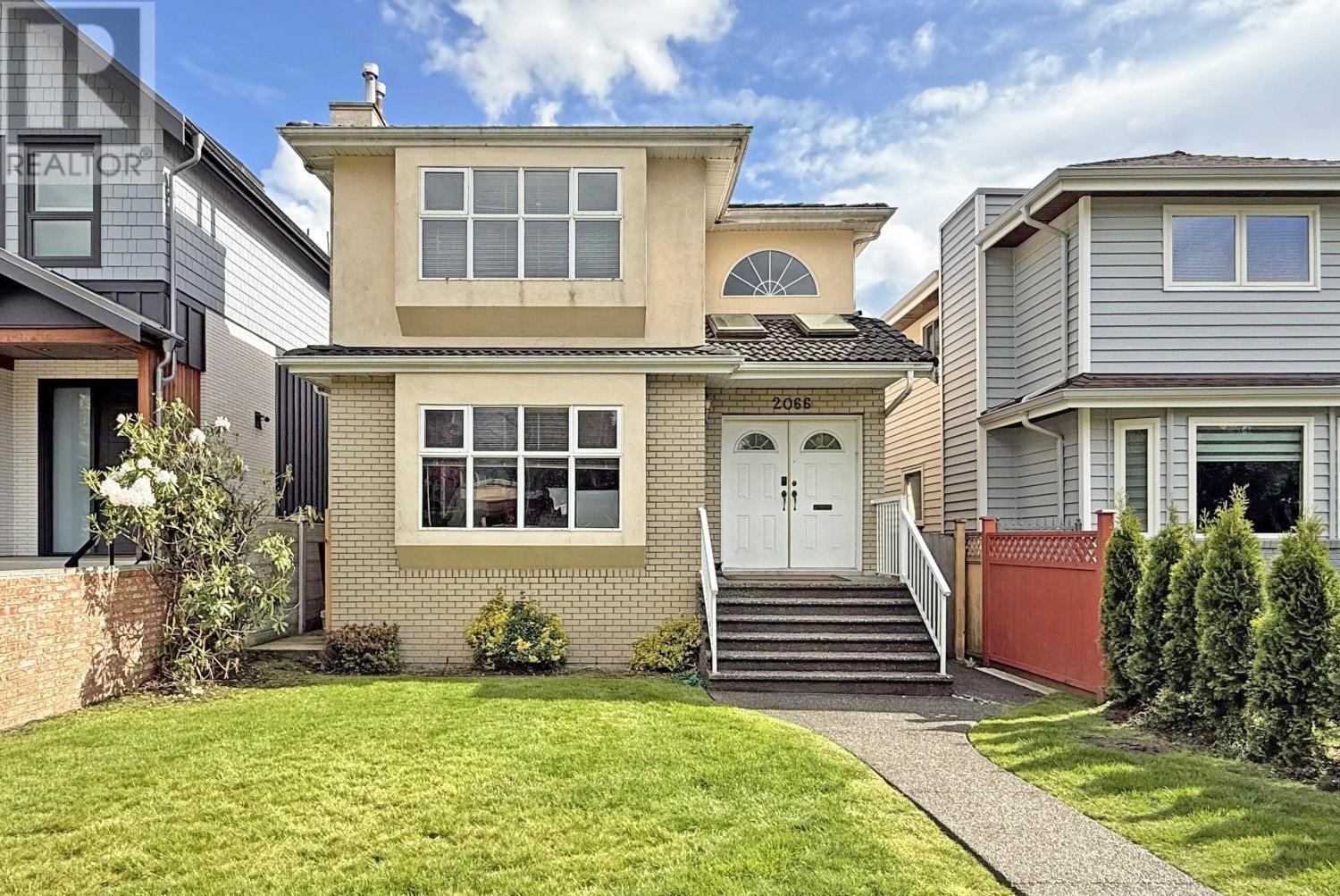 2066 W 44TH AVENUE, Vancouver, British Columbia