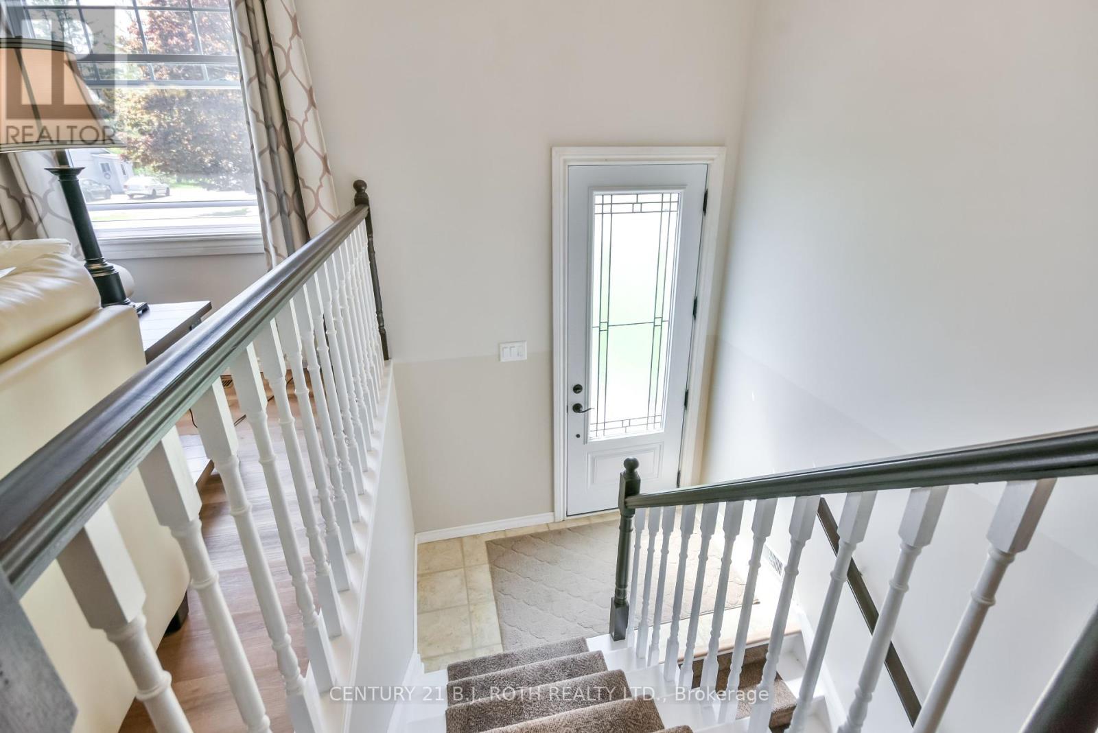 202 Crawford Street, Barrie, Ontario  L4N 3W6 - Photo 8 - S12163965