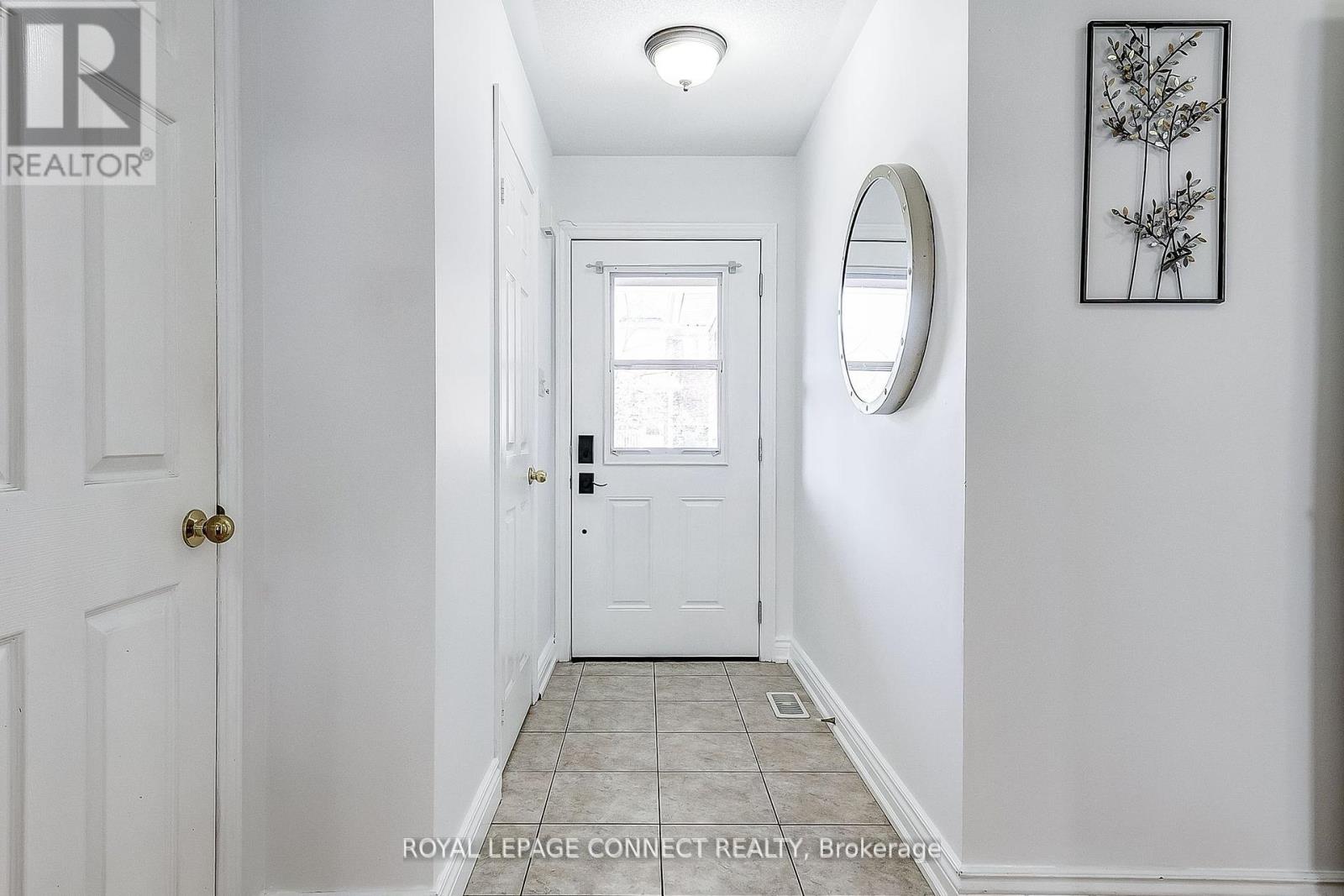 12 Aldonschool Court, Ajax, Ontario  L1S 0C5 - Photo 3 - E12164156