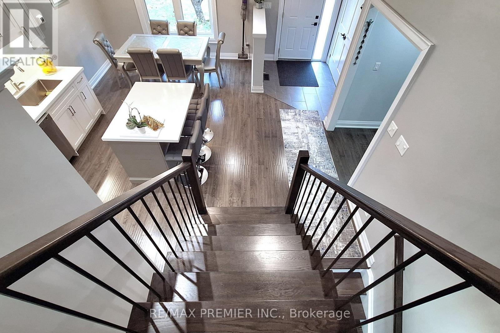 75 Fox Run, Barrie, Ontario  L4N 5L6 - Photo 24 - S12163039