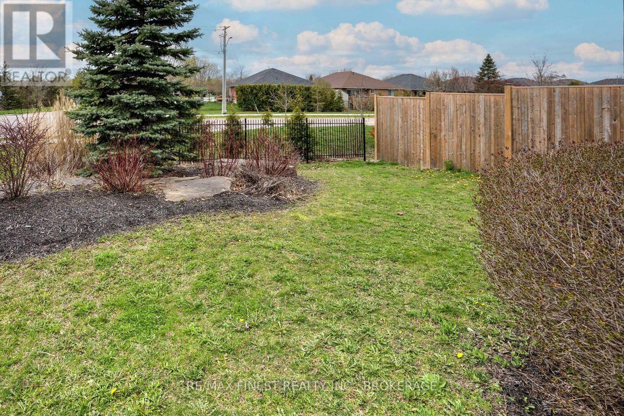 64 Tessa Boulevard, Belleville, Ontario  K8N 0B4 - Photo 8 - X12149917