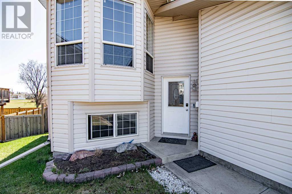 123 Duston Street, Red Deer, Alberta  T4R 2V8 - Photo 4 - A2219529