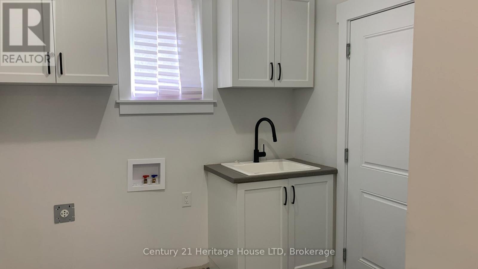 2476 Colangelo Drive, Niagara Falls, Ontario  L2J 0A1 - Photo 16 - X12164184