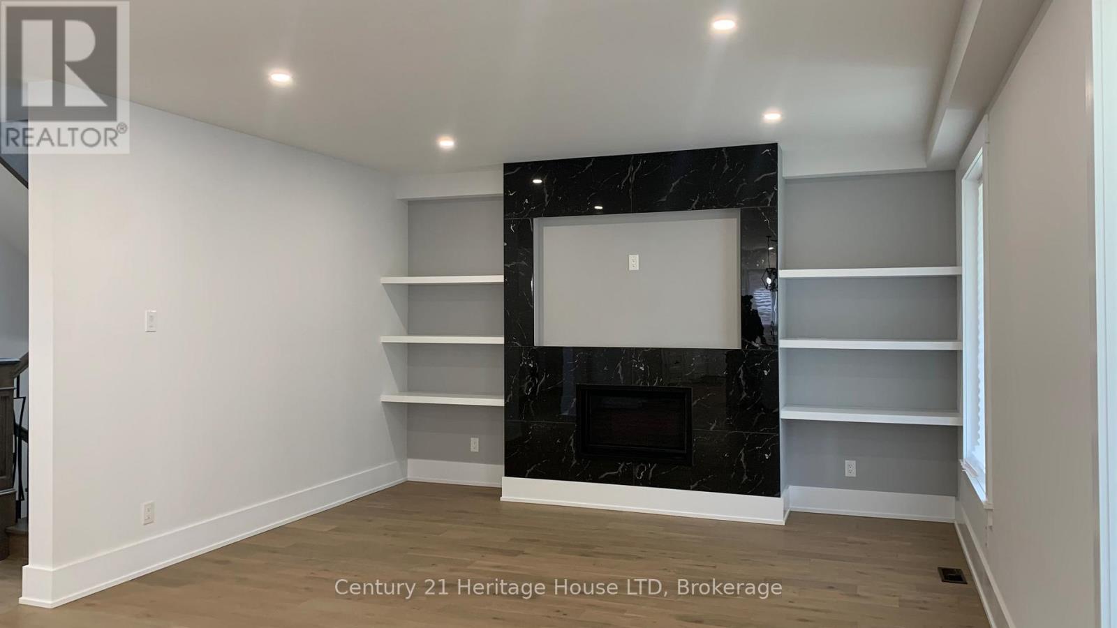 2476 Colangelo Drive, Niagara Falls (Stamford), Ontario  L2J 0A1 - Photo 18 - X12164184
