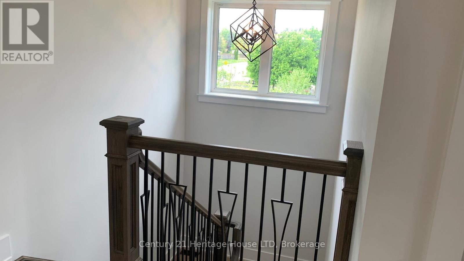 2476 Colangelo Drive, Niagara Falls, Ontario  L2J 0A1 - Photo 21 - X12164184