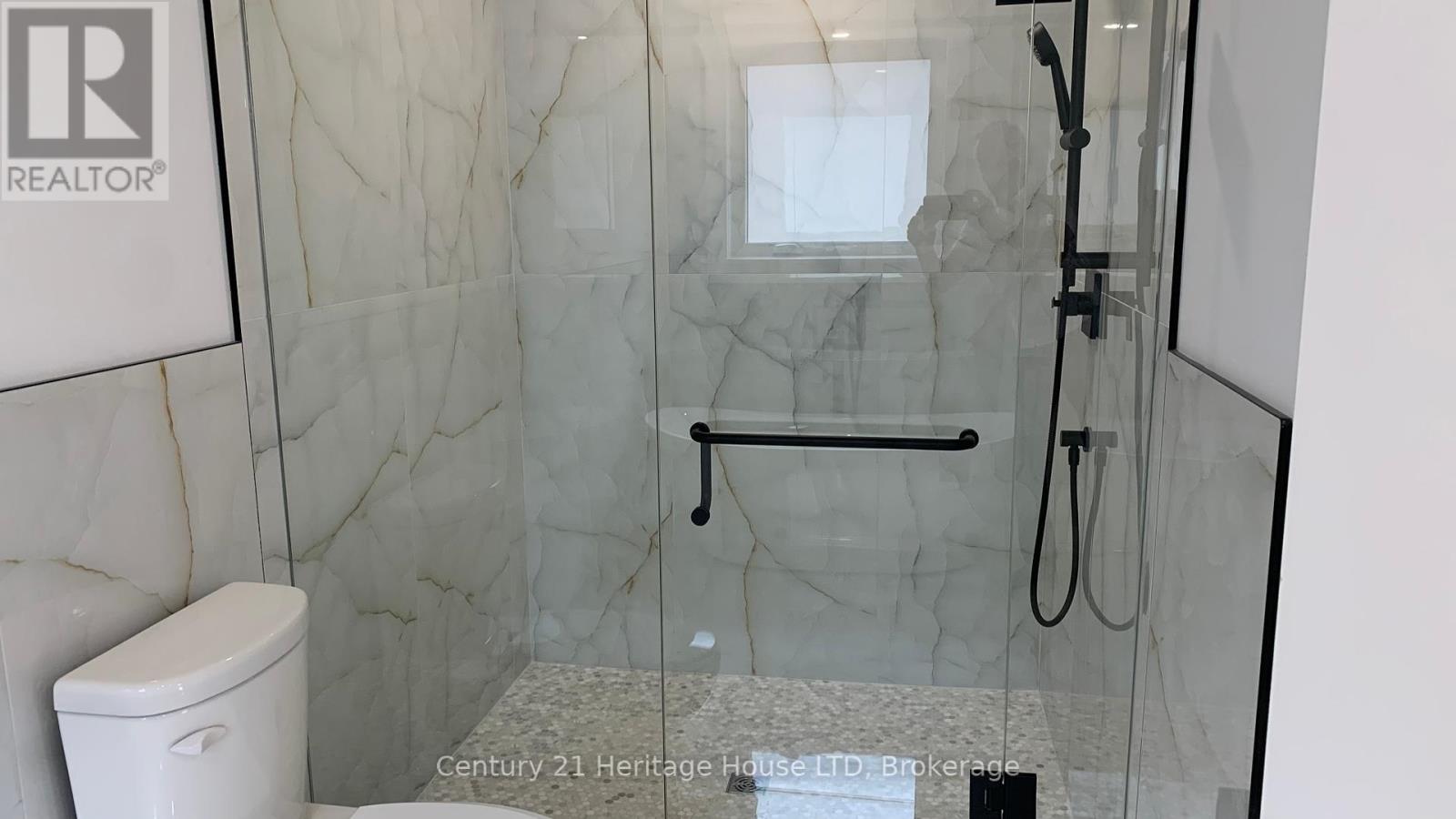 2476 Colangelo Drive, Niagara Falls (Stamford), Ontario  L2J 0A1 - Photo 33 - X12164184