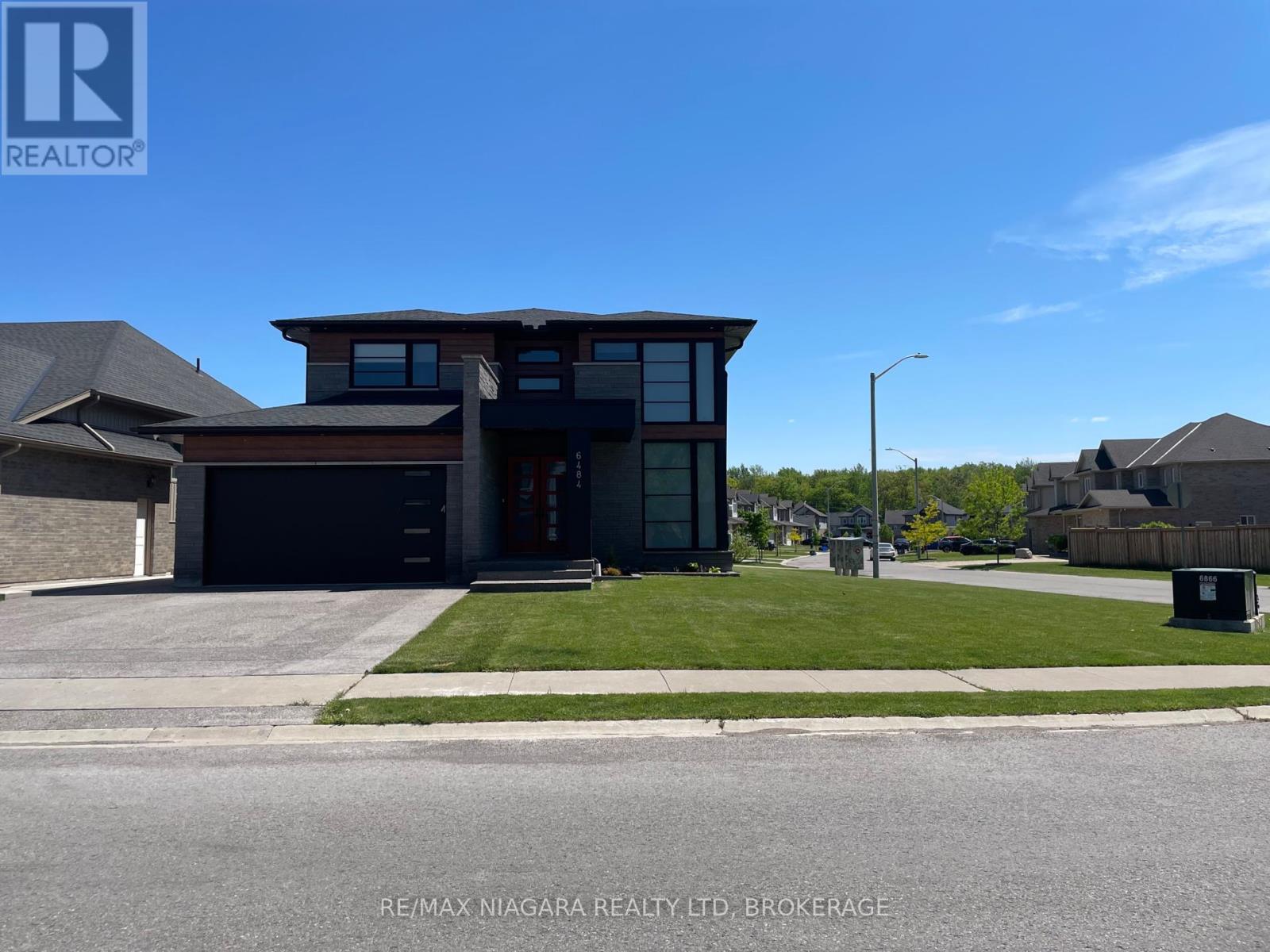 6484 Sam Iorfida Drive, Niagara Falls (Oldfield), Ontario  L2G 0H5 - Photo 1 - X12164207