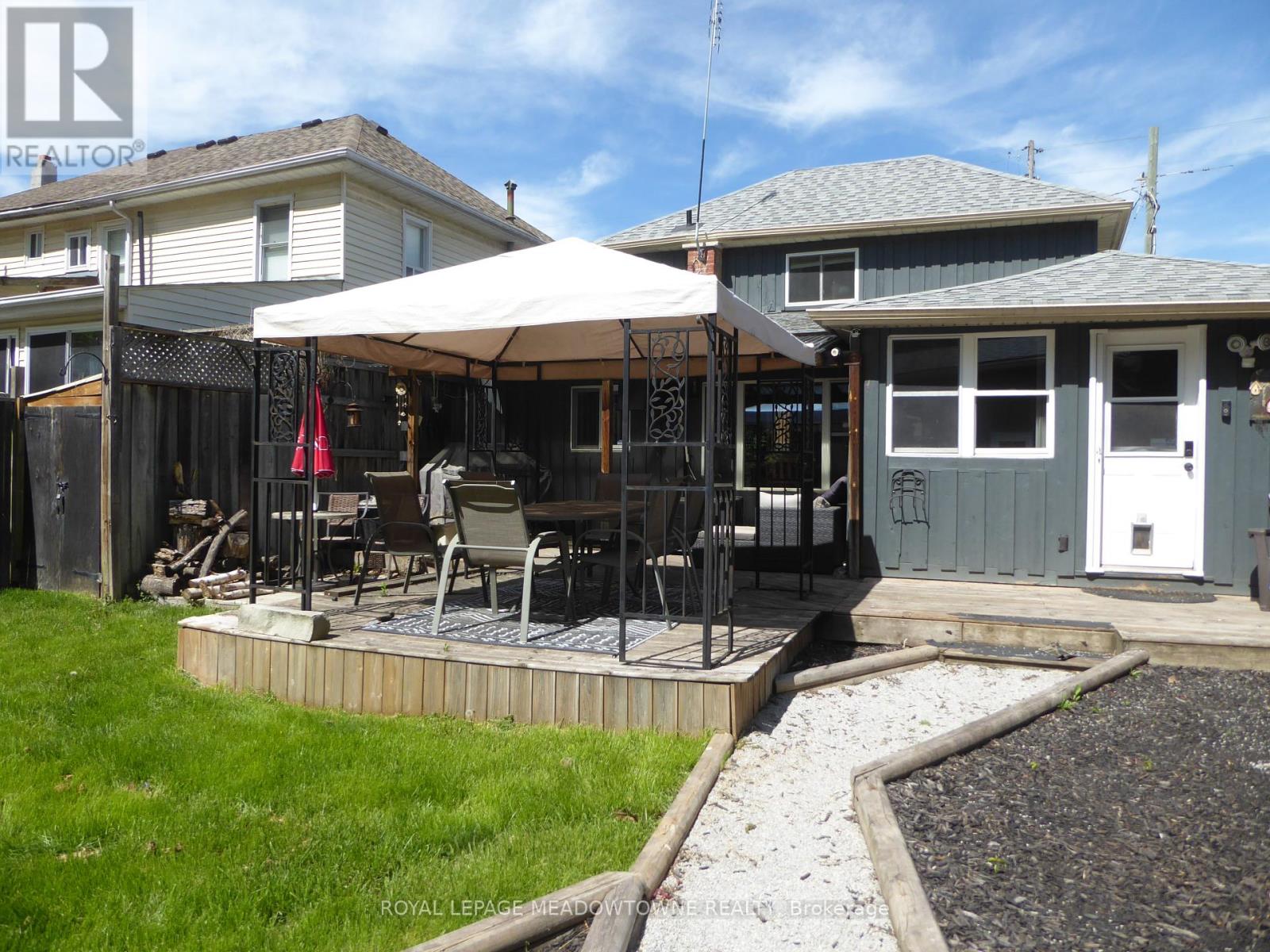 46 Main Street S, Halton Hills, Ontario  L7J 1X4 - Photo 23 - W12070791