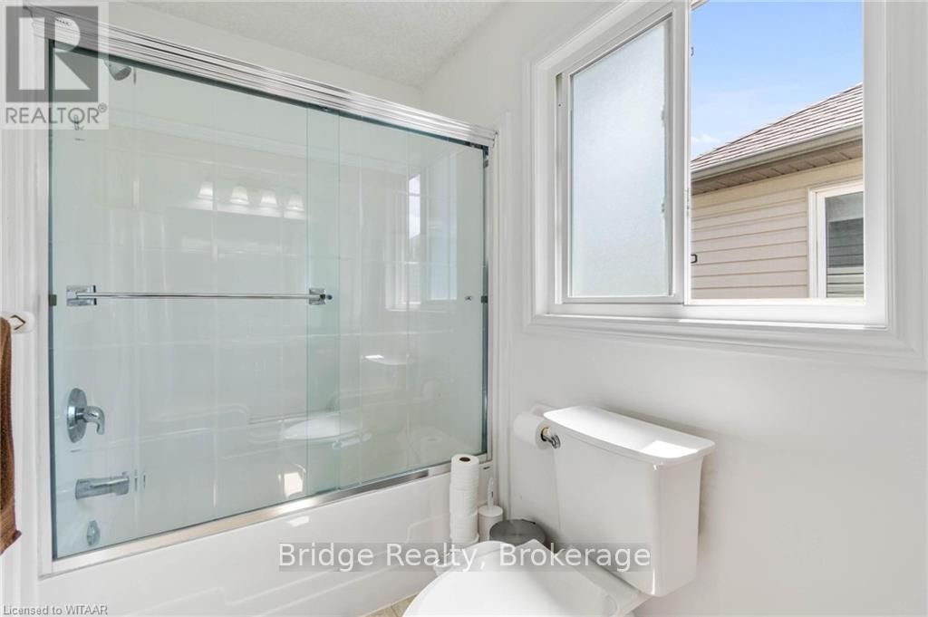 451 Fairway Road, Woodstock, Ontario N4T 0E1 - Photo 17 - X12164202