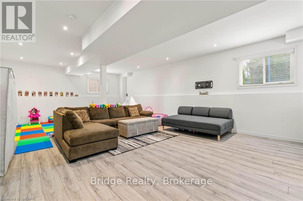 451 Fairway Road, Woodstock, Ontario N4T 0E1 - Photo 22 - X12164202