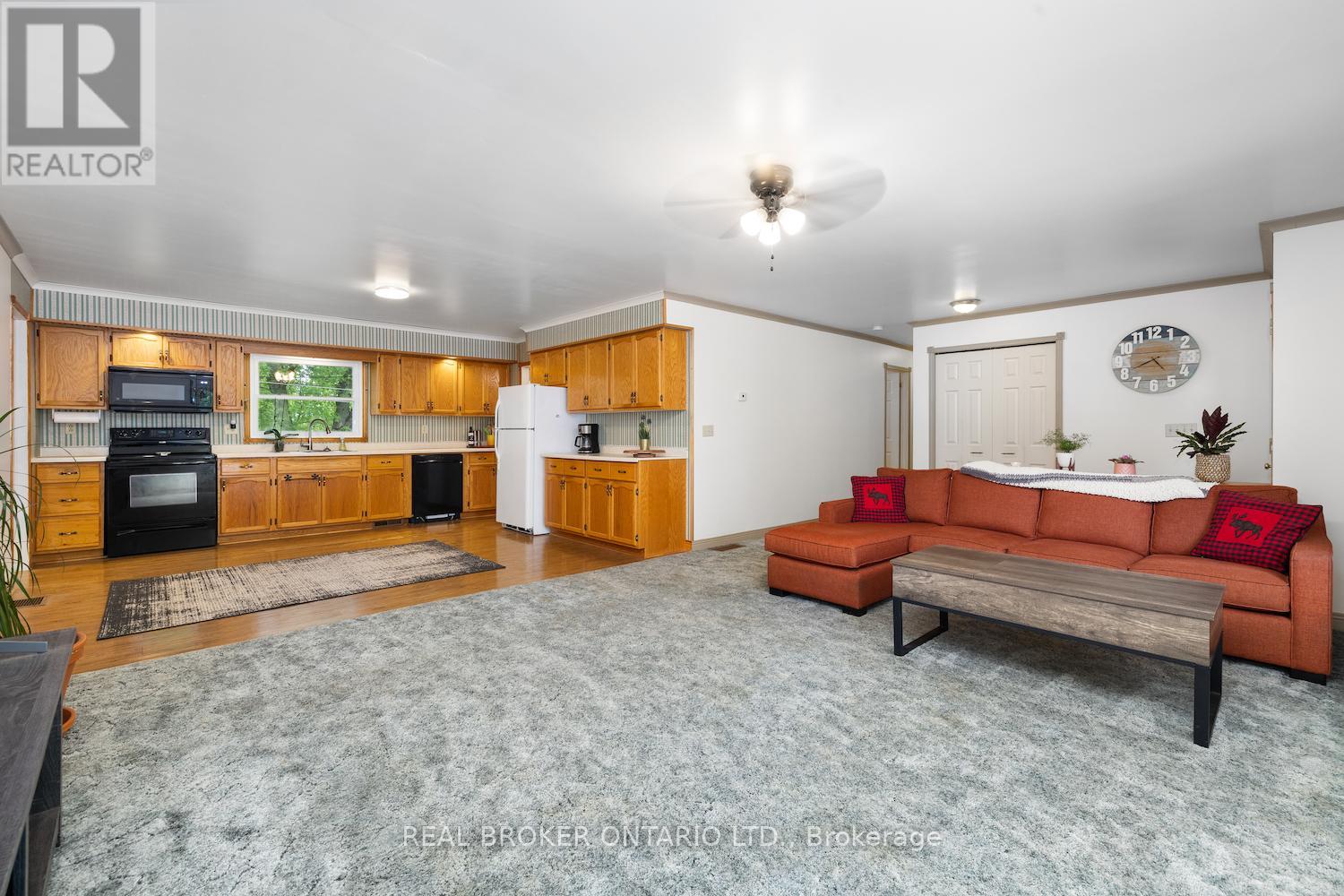 11590 Mcintosh Road, North Dundas, Ontario  K0E 1J0 - Photo 8 - X12163390
