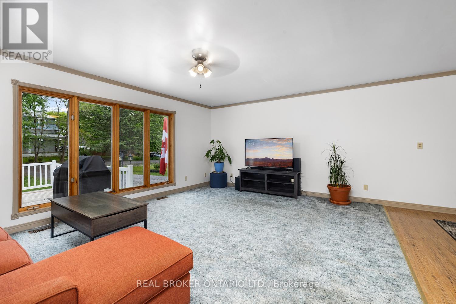 11590 Mcintosh Road, North Dundas, Ontario  K0E 1J0 - Photo 6 - X12163390