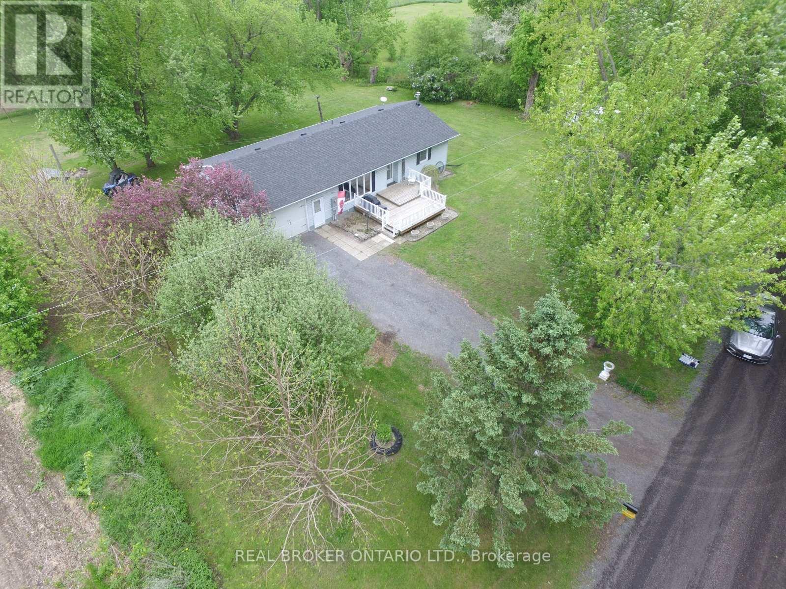 11590 Mcintosh Road, North Dundas, Ontario  K0E 1J0 - Photo 3 - X12163390