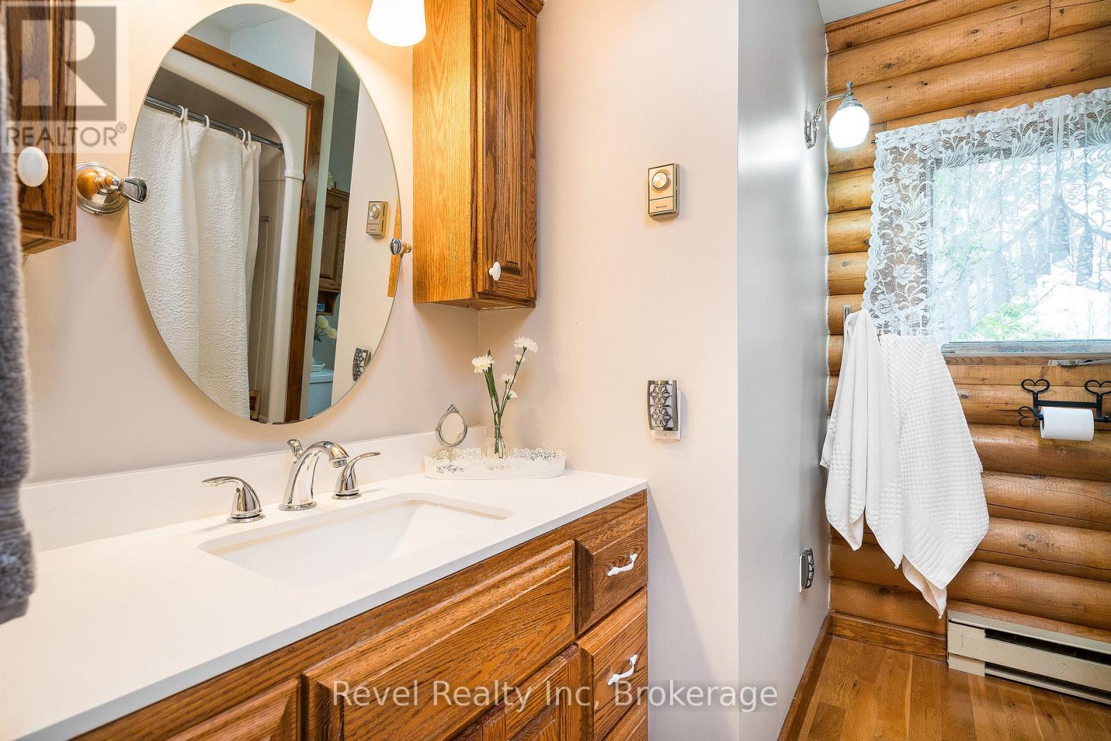 383349 Dawson Road, Georgian Bluffs, Ontario  N0H 1S0 - Photo 11 - X12164193