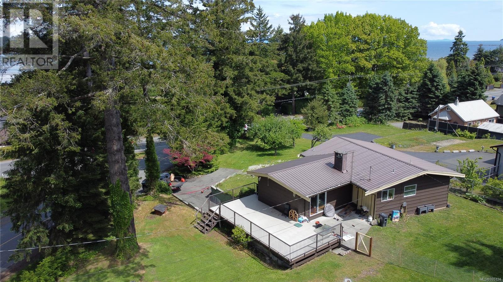 3479 Fraser Rd, Courtenay, British Columbia