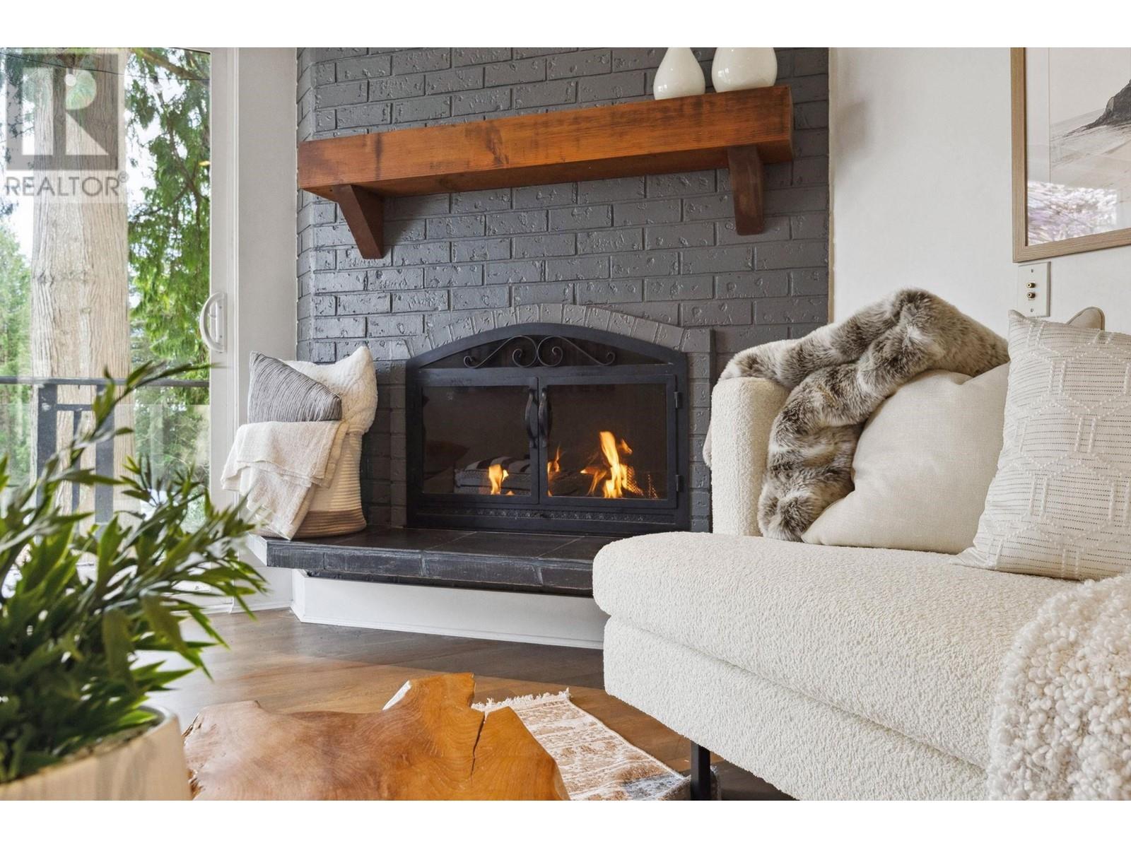 993 Chamberlain Drive, North Vancouver, British Columbia  V7K 1P1 - Photo 5 - R3002177