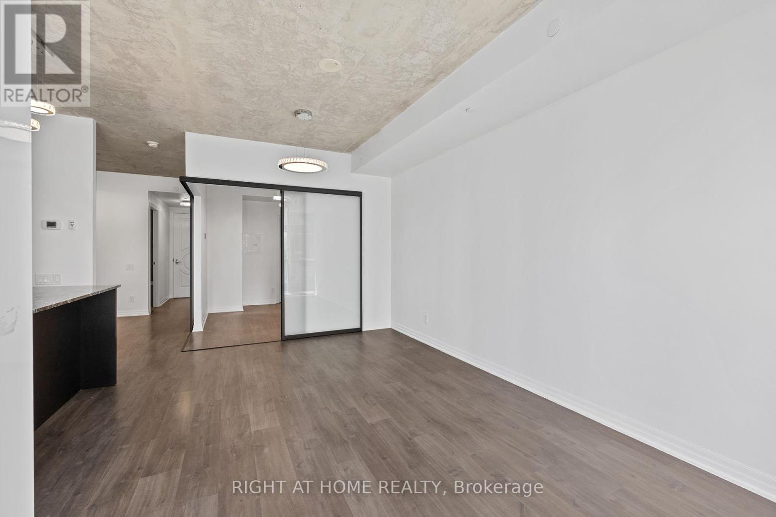 2103 - 88 Blue Jays Way, Toronto, Ontario  M5V 2G3 - Photo 8 - C12087669