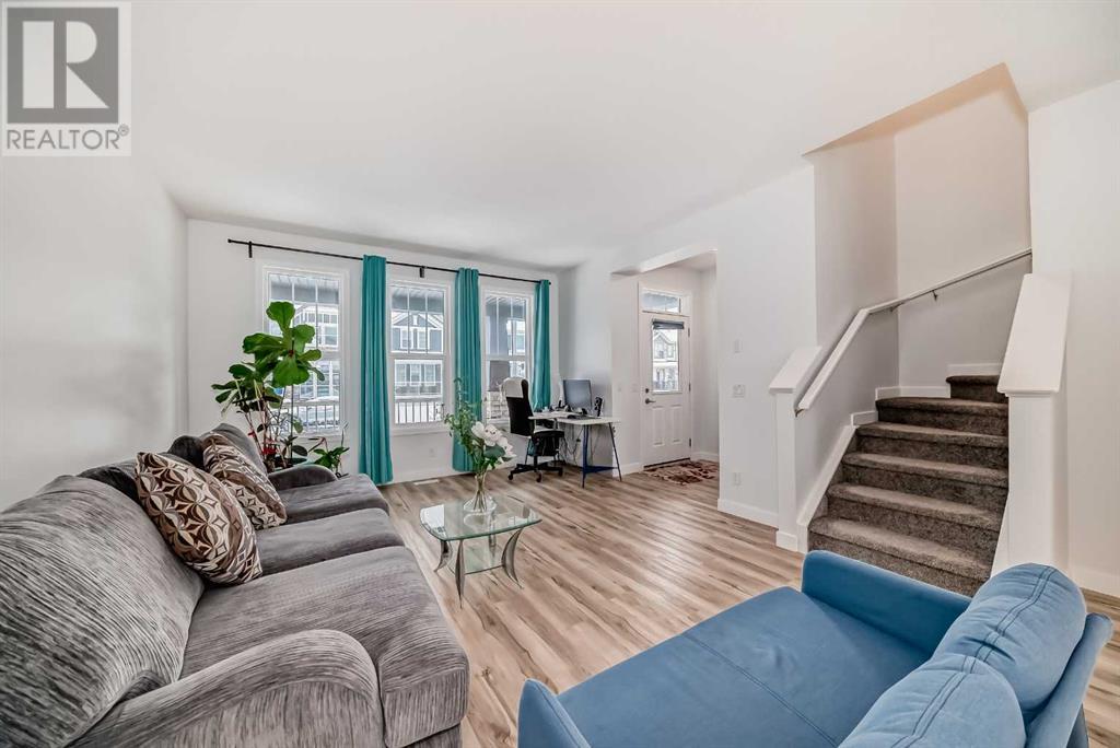 64 Evanscrest Place Nw, Calgary, Alberta  T3P 1J5 - Photo 5 - A2220145