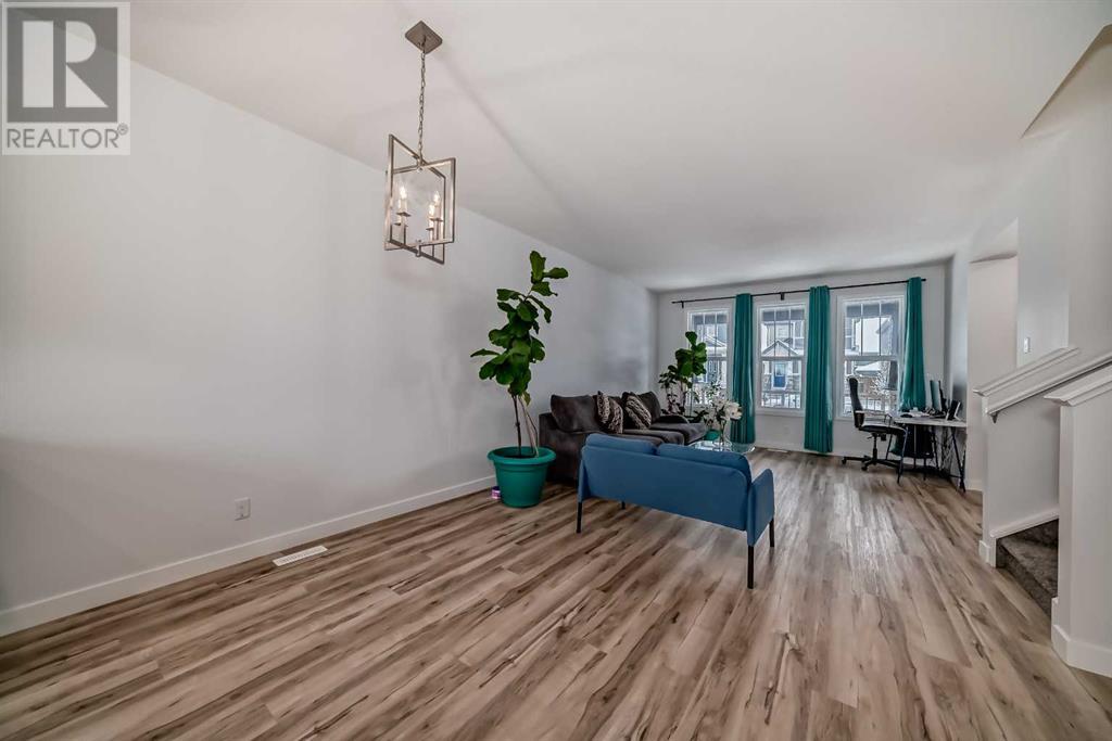 64 Evanscrest Place Nw, Calgary, Alberta  T3P 1J5 - Photo 11 - A2220145