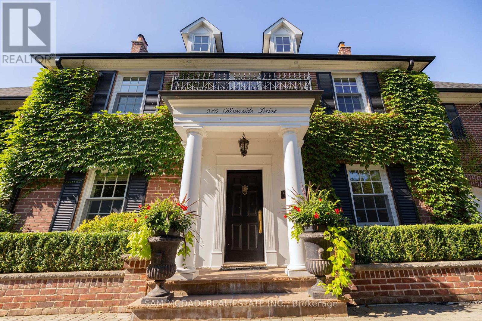 Property at 246 RIVERSIDE DRIVE image 2