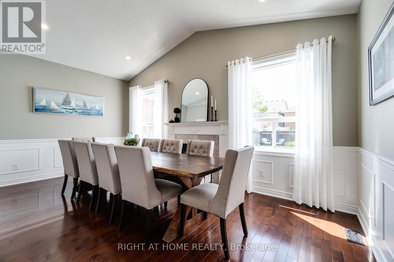 164 Cooke Crescent, Milton, Ontario  L9T 6E5 - Photo 14 - W12164213
