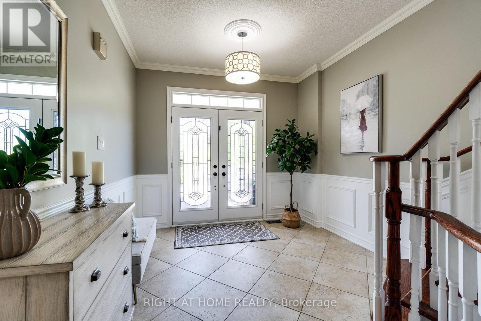164 Cooke Crescent, Milton, Ontario  L9T 6E5 - Photo 4 - W12164213