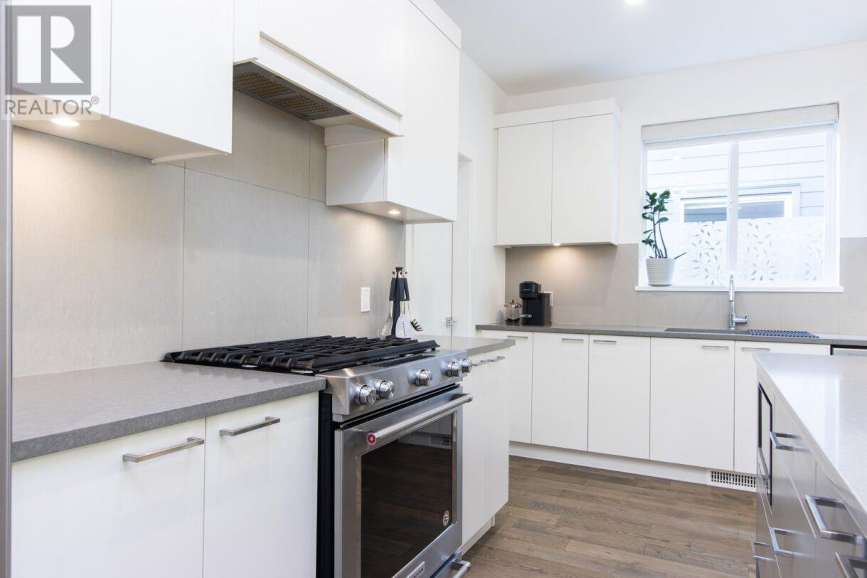 39253 Falcon Crescent, Squamish, British Columbia  V8B 0V8 - Photo 15 - R2994579