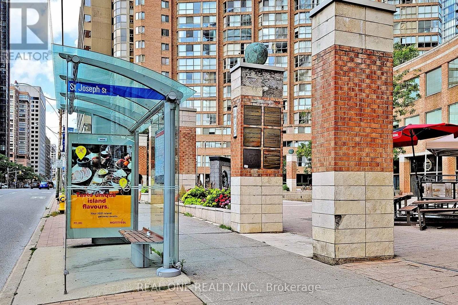 1816 - 1055 Bay Street, Toronto, Ontario  M5S 3A3 - Photo 44 - C12139064