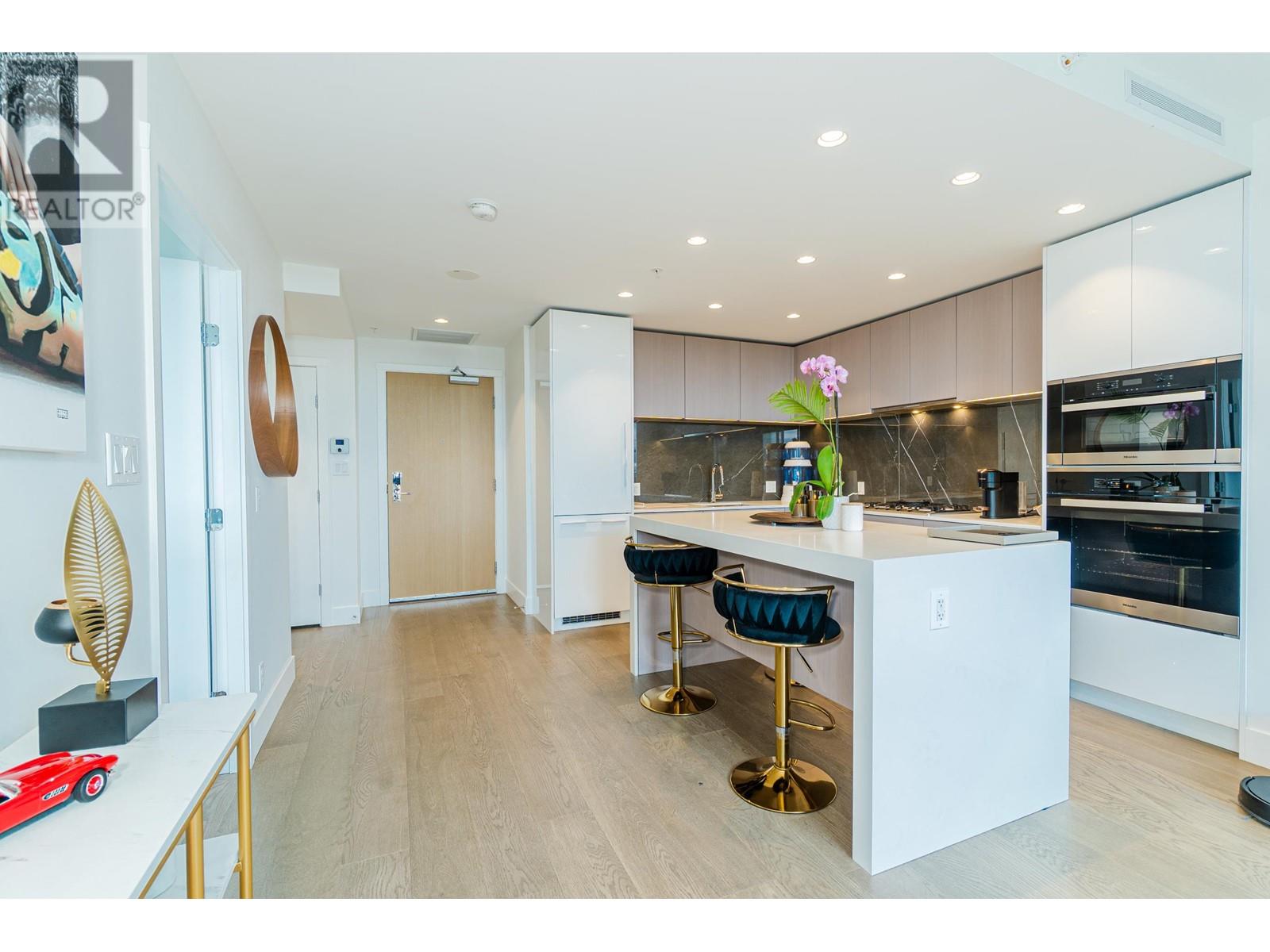 1005 1675 Lions Gate Lane, North Vancouver, British Columbia  V7P 3B4 - Photo 9 - R3005771