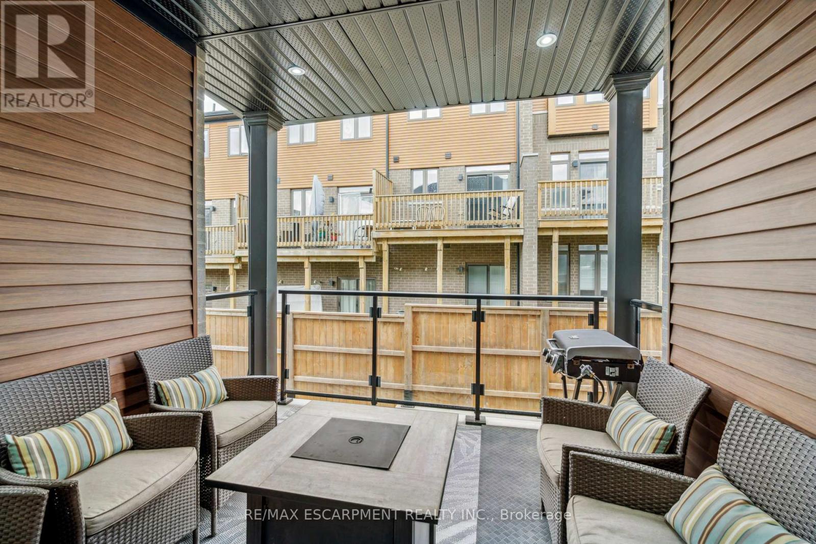 305 - 30 Times Square Boulevard, Hamilton, Ontario  L8J 0M1 - Photo 19 - X12152460