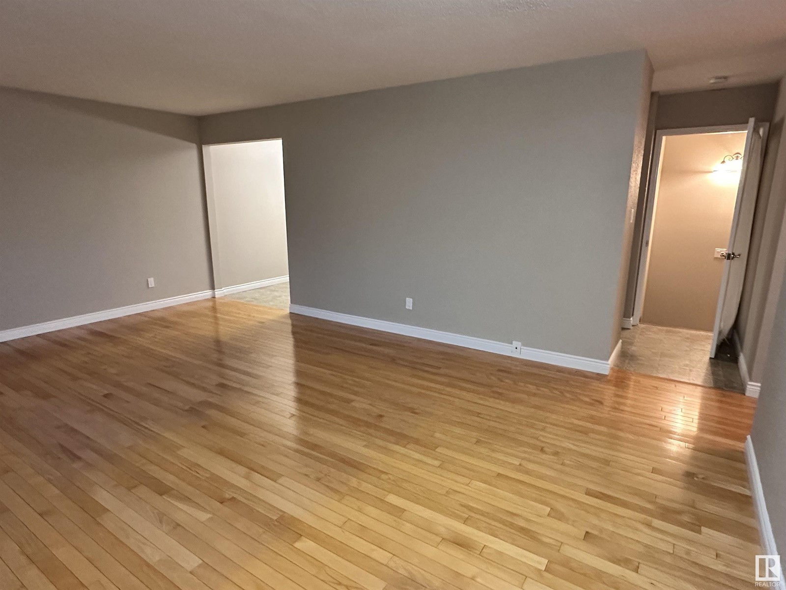 15231 94a St Nw, Edmonton, Alberta  T5E 3X7 - Photo 13 - E4437678